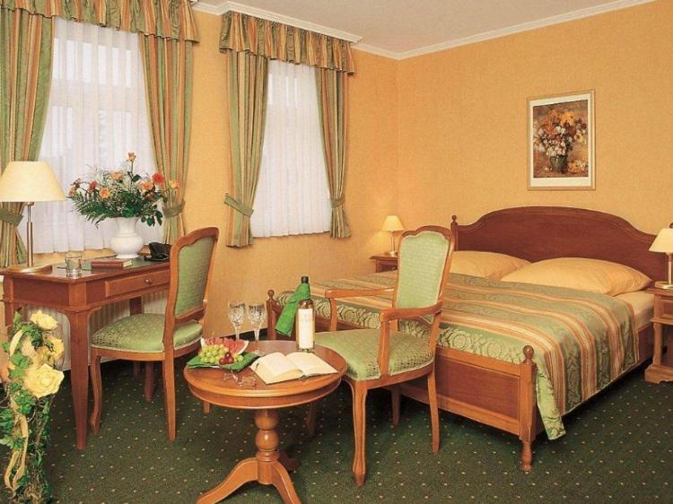 Hotel Alter Kutschenbauer - Вернигероде Экстерьер фото