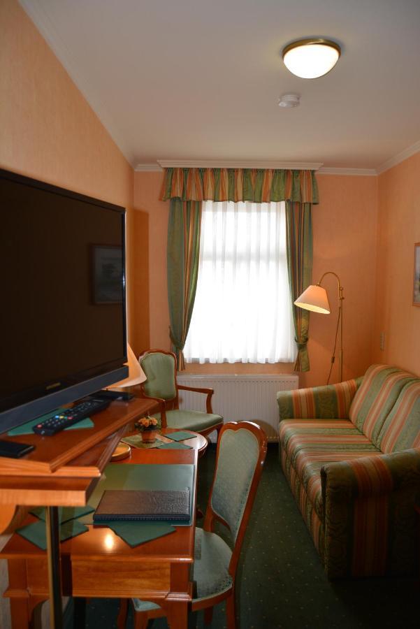 Hotel Alter Kutschenbauer - Вернигероде Экстерьер фото