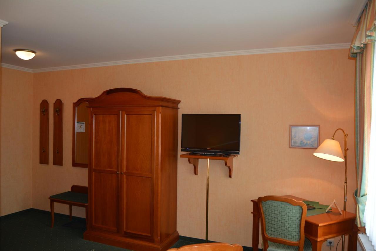 Hotel Alter Kutschenbauer - Вернигероде Экстерьер фото