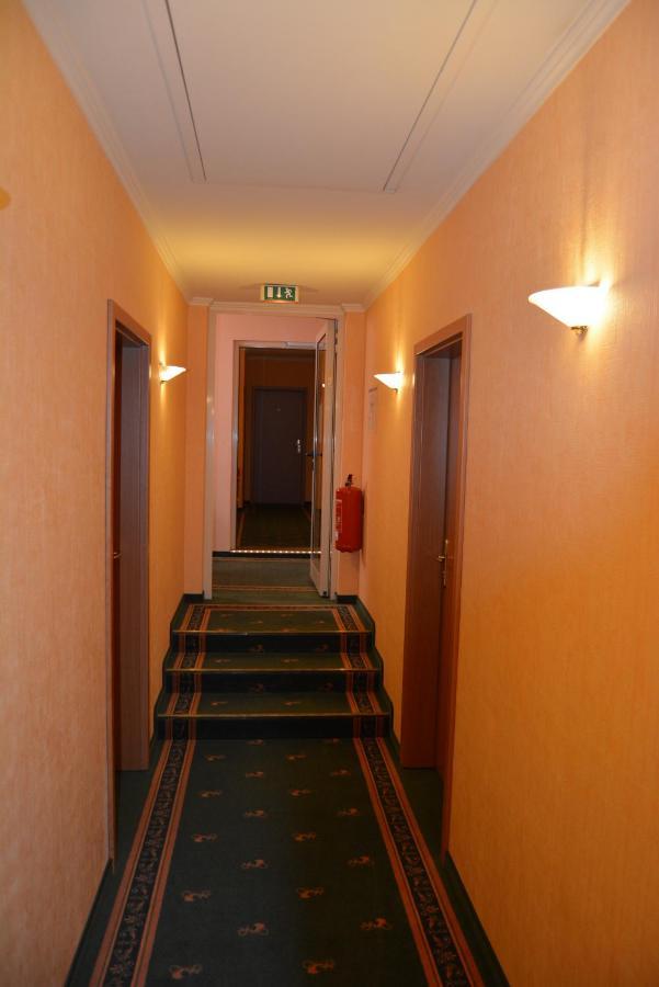 Hotel Alter Kutschenbauer - Вернигероде Экстерьер фото